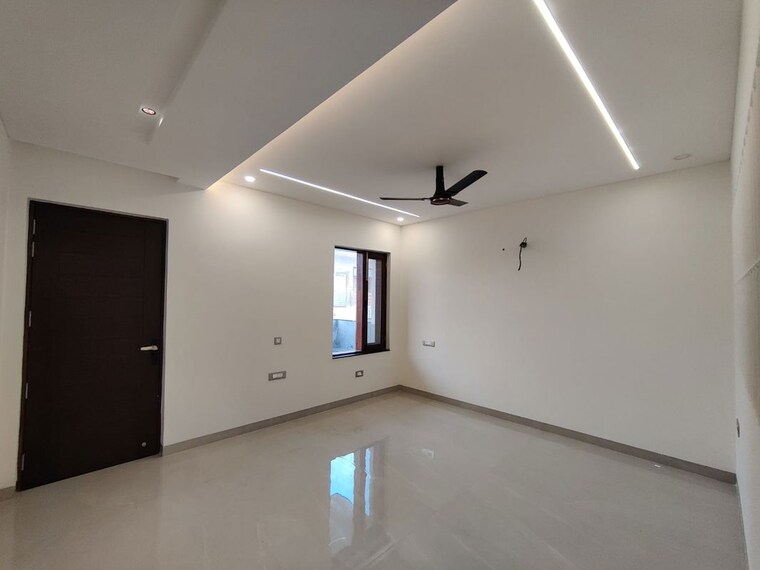 undefined, green fields colony 4 Bedroom 2455 Sq.Ft. Builder Floor In Green Fields Colony Faridabad 10407164