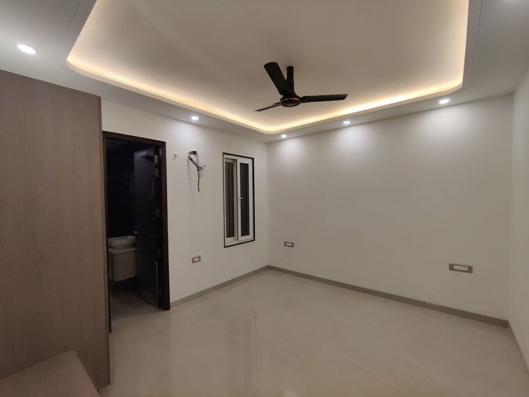 Room, green fields colony 4 Bedroom 2455 Sq.Ft. Builder Floor In Green Fields Colony Faridabad 10407164