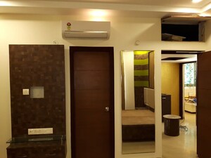 Building Lobby in 3 BHK Apartment at Parsvnath Planet, Gomti Nagar – for Rent