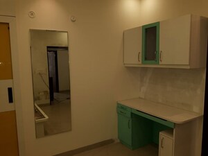 Kitchen in 3 BHK Apartment at Parsvnath Planet, Gomti Nagar – for Rent