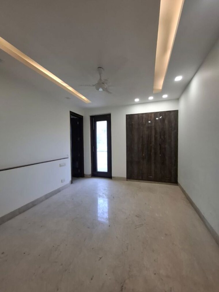 Room, maharani bagh 4 Bedroom 4500 Sq.Ft. Builder Floor In Maharani Bagh Delhi 10407211