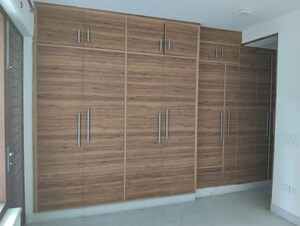 Room in 4 BHK Builder Floor at Maharani Bagh – for Rent