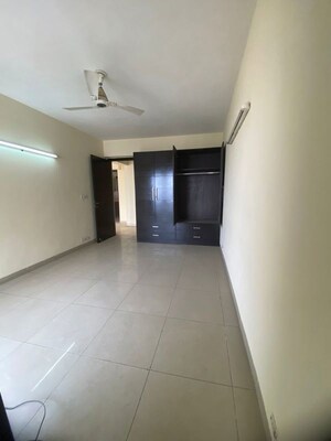 Room in 3 BHK Apartment at Sarvome Shree Homes, Sector 45 – for Rent