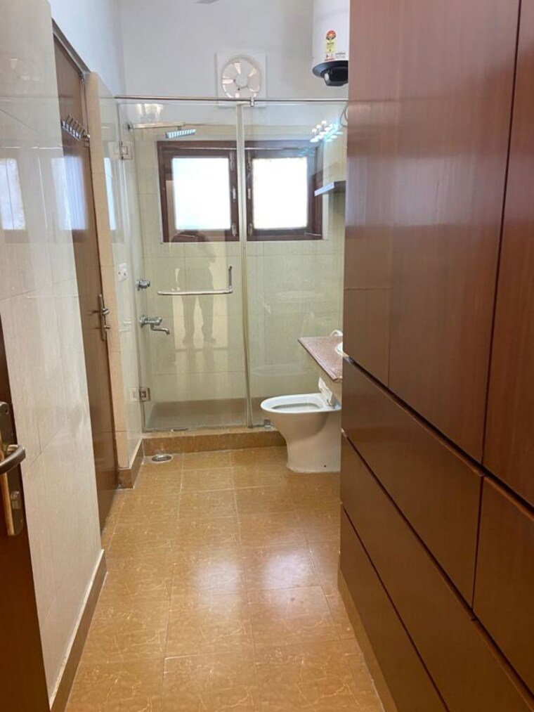 undefined, jawahar nagar 4 Bedroom 4500 Sq.Ft. Apartment In Jawahar Nagar Delhi 10407240