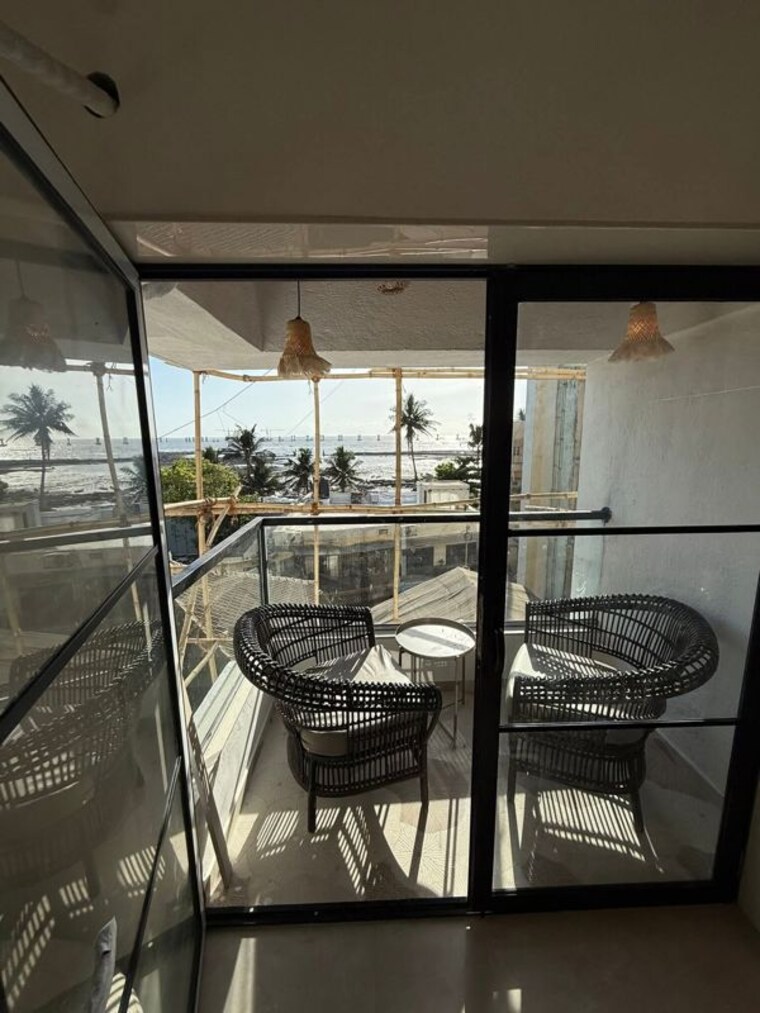 Gym, prem-girja 2 Bedroom 900 Sq.Ft. Apartment In Matunga East Mumbai 10407244