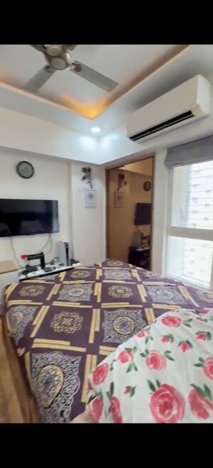 Bedroom in 3 BHK Apartment at Lodha Amara, Kolshet Road – for Sale