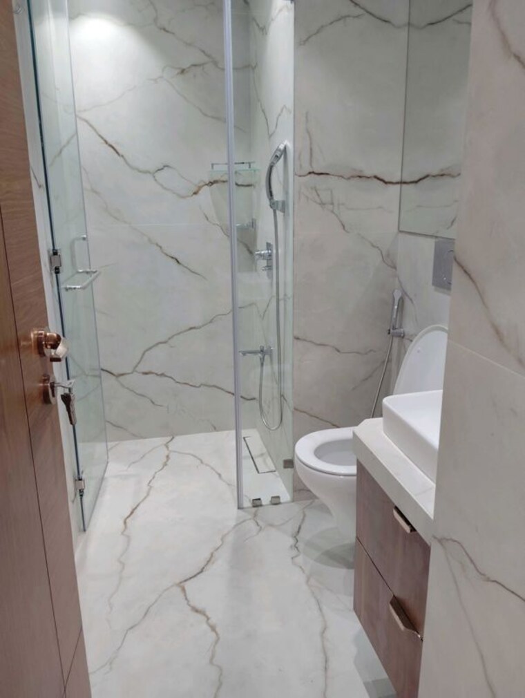 Bathroom, omkar-1973 4 Bedroom 1879 Sq.Ft. Apartment In Worli Mumbai 10407283