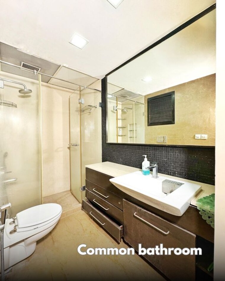 Team Area, s-d-the-imperial-edge 3 Bedroom 1800 Sq.Ft. Apartment In Tardeo Mumbai 10407288