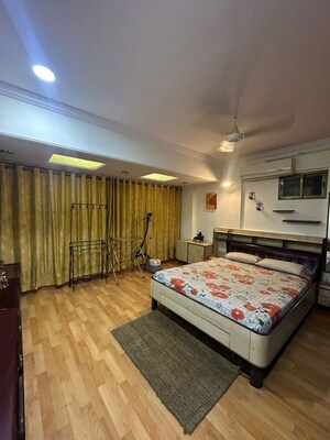 Bedroom in 3 BHK Apartment at Lily Cot, Santacruz West – for Rent