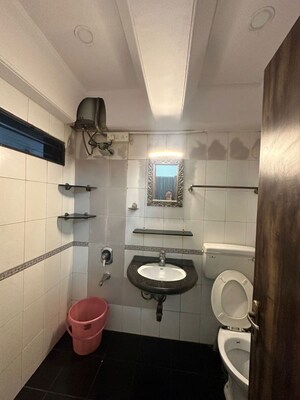 Bathroom in 3 BHK Apartment at Lily Cot, Santacruz West – for Rent