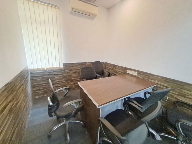 Team Area, sector 63 Commercial Office Space 7000 Sq.Ft. In Sector 63 Noida 10407220