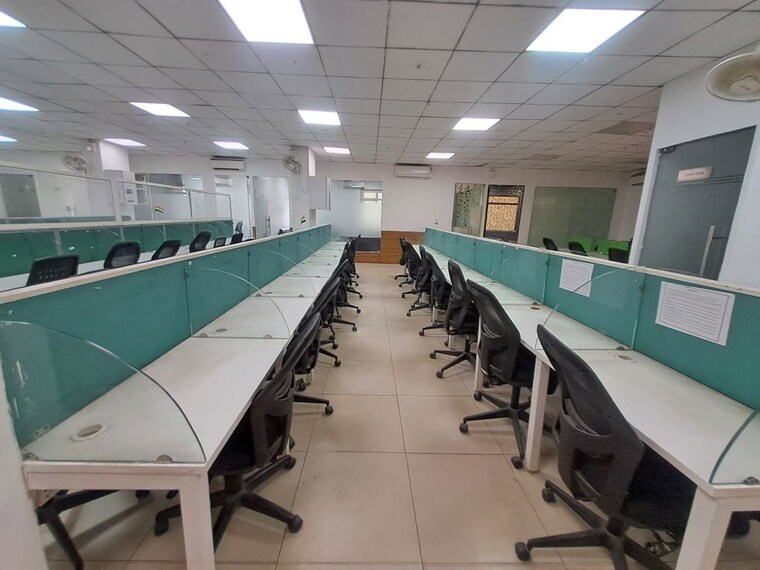 Team Area, sector 63 Commercial Office Space 7000 Sq.Ft. In Sector 63 Noida 10407220