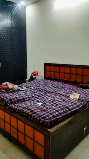 Bedroom in 2 BHK Builder Floor at Greenwell Society, Gyan Khand I – for Rent