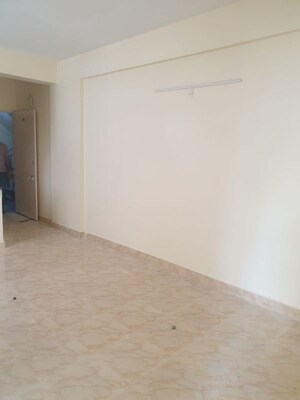 Room in 2 BHK Apartment at Adore Happy Homes, Sector 86 – for Sale