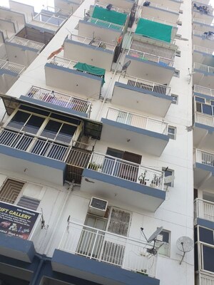 2 BHK Apartment For Sale in Adore Happy Homes, Sector 86
