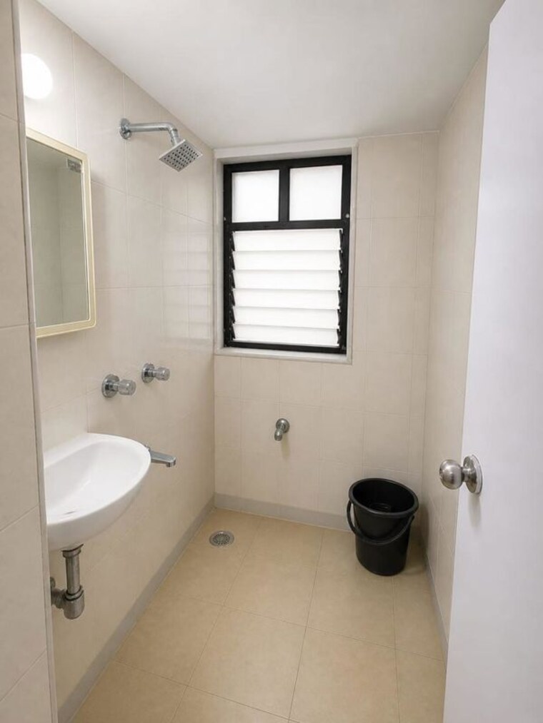 Bathroom, parijat-paragon 1 Bedroom 500 Sq.Ft. Apartment In Andheri West Mumbai 10407333