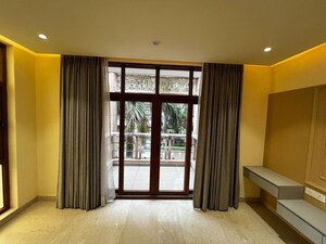 Room in 4 BHK Villa at SS Hibiscus, Sector 50 – for Rent