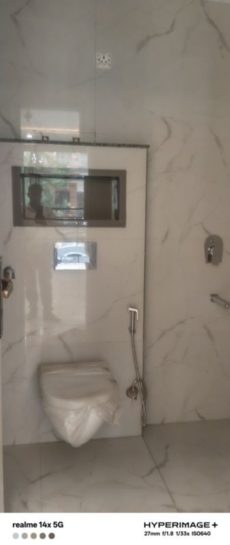 Bathroom, sector 85 3 Bedroom 250 Sq.Yd. Builder Floor In Sector 85 Faridabad 10407362