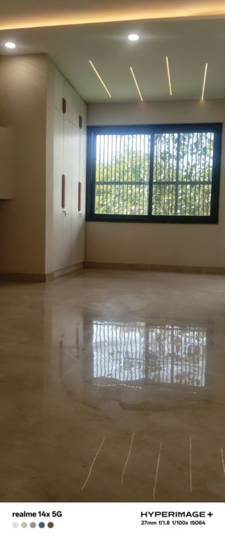 Room, sector 85 3 Bedroom 250 Sq.Yd. Builder Floor In Sector 85 Faridabad 10407362