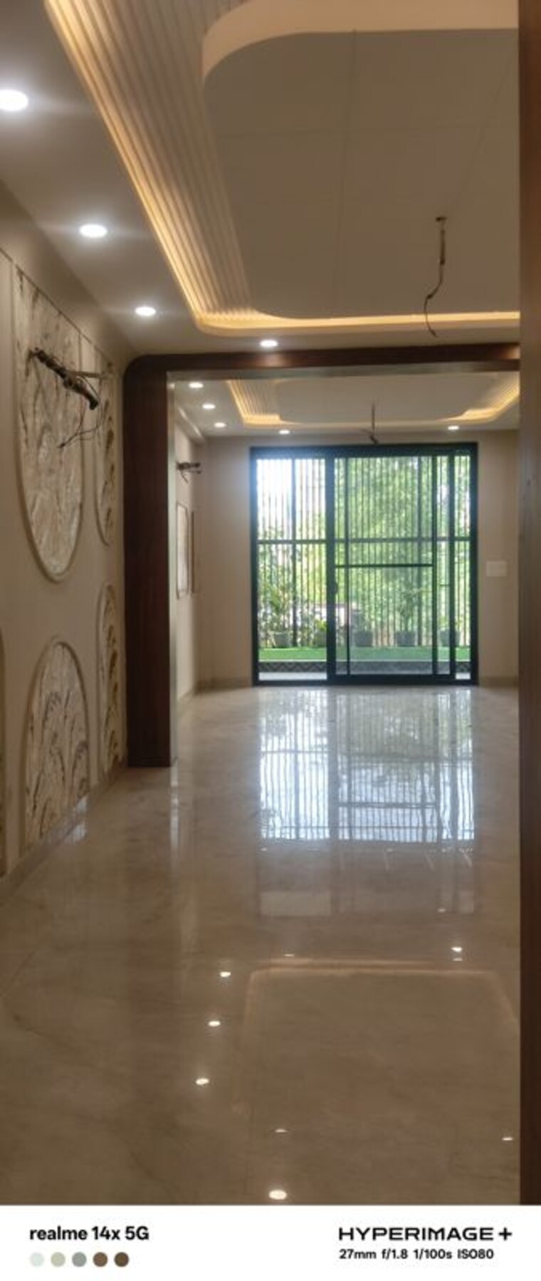 Room, sector 85 3 Bedroom 250 Sq.Yd. Builder Floor In Sector 85 Faridabad 10407362