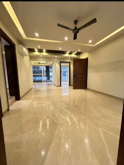 4 BHK + Servant Room Apartment For Sale in M3M Altitude