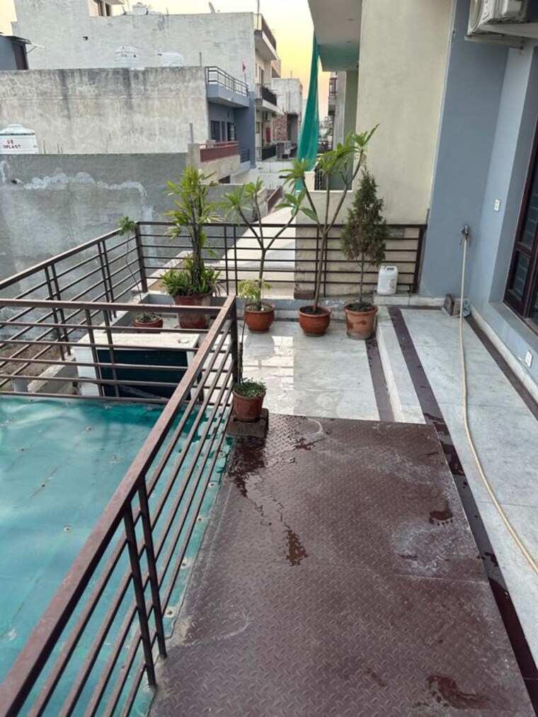 Balcony, gmada-eco-city 2 Bedroom 200 Sq.Yd. Independent House In North Mullanpur Chandigarh 10407371