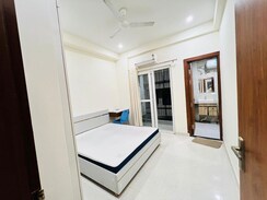 4 BHK + Pooja Room,Servant Room,Study Room,Extra Room,Basement,Store Room Builder Floor For Rent in DLF Cyber City
