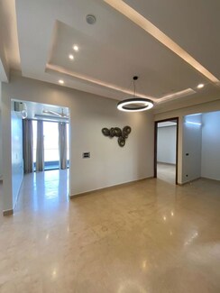 3 BHK + Pooja Room,Servant Room,Study Room,Extra Room,Basement,Store Room Builder Floor For Rent in DLF Cyber City