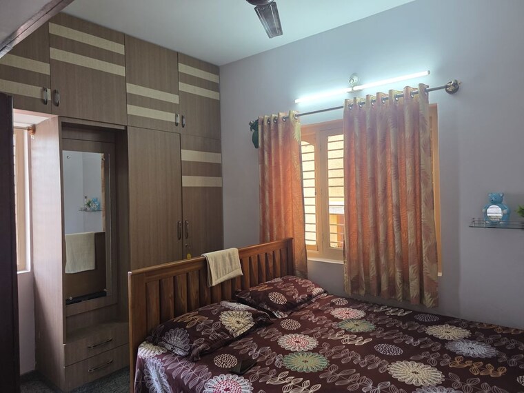 Bedroom, high grounds 4 Bedroom 2300 Sq.Ft. Independent House In High Grounds Bangalore 10407427