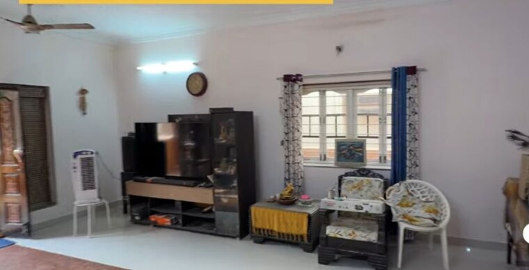 Living Room, amar-pearl 6 Bedroom 250 Sq.Yd. Independent House In Yapral Hyderabad 10407422