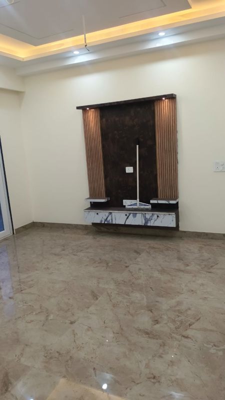 4 BHK + Pooja Room,Servant Room,Study Room,Extra Room,Basement,Store Room Builder Floor For Rent in DLF Cyber City