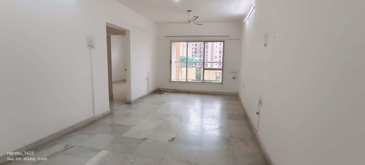 2 BHK + Pooja Room,Servant Room 800 Sq.Ft. Apartment in Llyod Estate