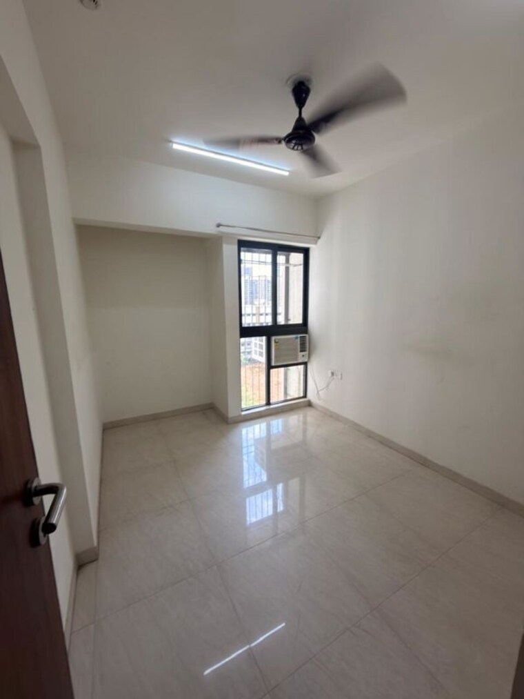 Room, lodha-crown-quality-homes Studio 317 Sq.Ft. Apartment In Majiwada Thane 10407350