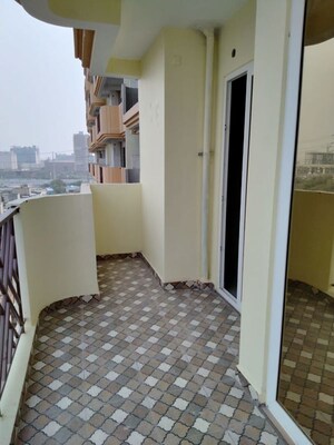 Bedroom in 3 BHK Apartment at Saya Gold Avenue, Vaibhav Khand – for Rent