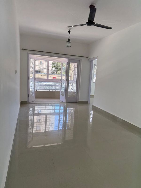 2 BHK Apartment For Rent in Palm Springs Cuffe Parade