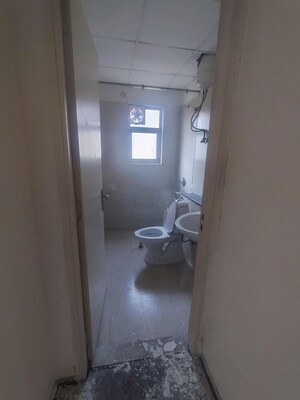 Bathroom in 2 BHK Apartment at Vaibhavlaxmi Peak 25, Vikhroli East – for Rent