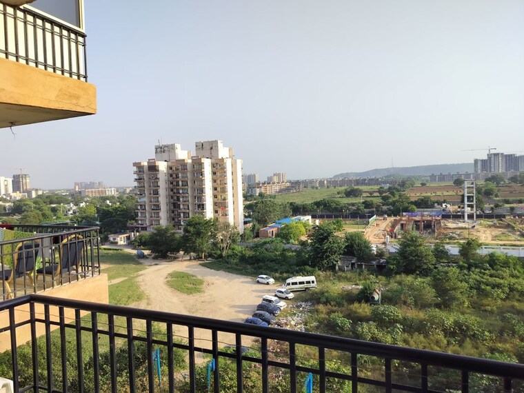 Balcony, hcbs-sports-ville 2 Bedroom 613 Sq.Ft. Apartment In Sohna Sector 35 Gurgaon 10397492