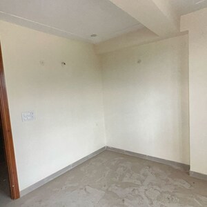 Room in 3 BHK Apartment at Bindal Enclave, Phi Iv Greater Noida – for Sale