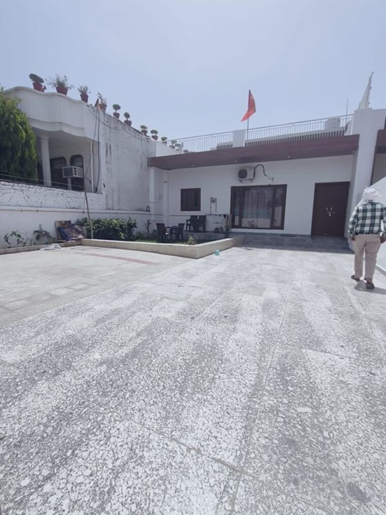 Exterior View, anupam garden 5 Bedroom 4500 Sq.Ft. Villa In Anupam Garden Delhi 10407557