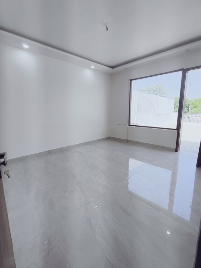 Room, anupam garden 5 Bedroom 4500 Sq.Ft. Villa In Anupam Garden Delhi 10407557