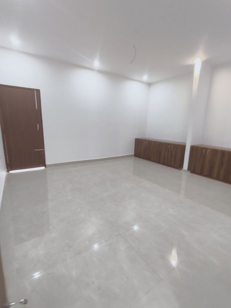 Room, anupam garden 5 Bedroom 4500 Sq.Ft. Villa In Anupam Garden Delhi 10407557