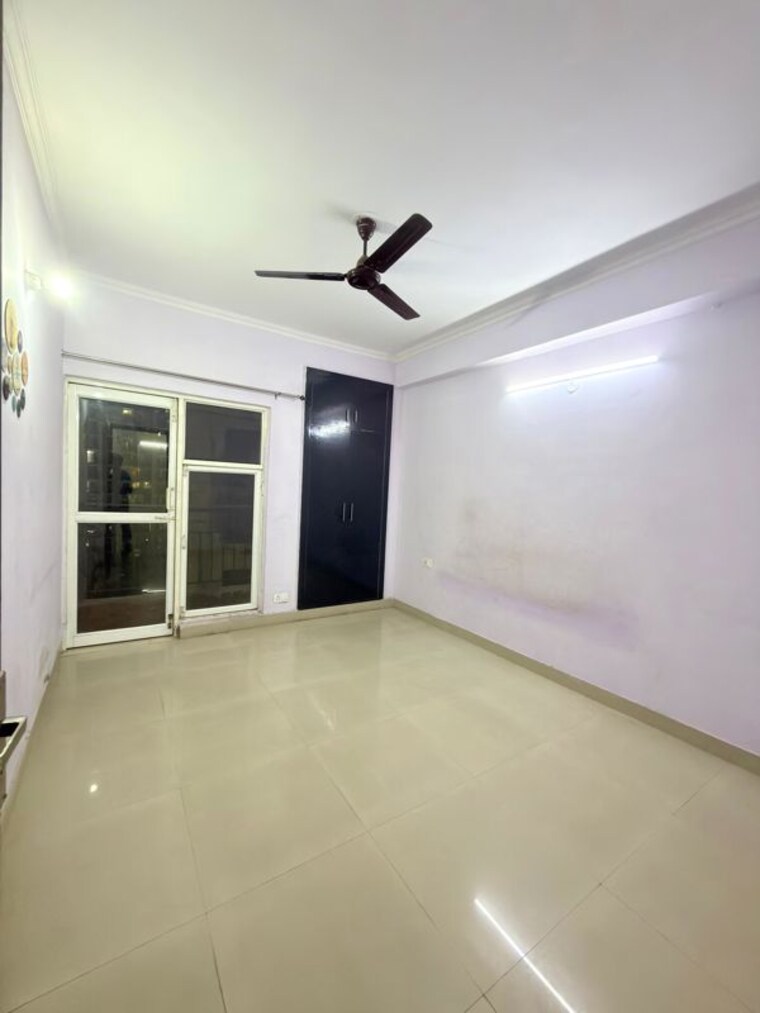 Room, aims-golf-city 3 Bedroom 1350 Sq.Ft. Apartment In Sector 75 Noida 10407569