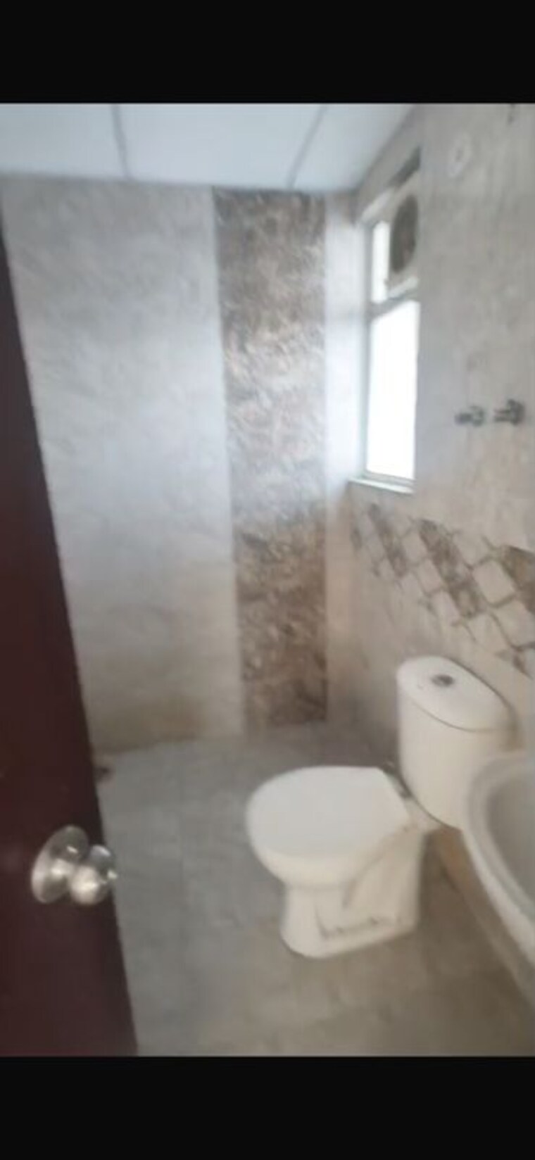 Bathroom, proview-officer-city-2 3 Bedroom 1620 Sq.Ft. Apartment In Raj Nagar Extension Ghaziabad 10407589