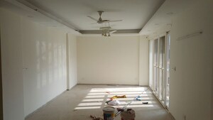 Room in 4 BHK Apartment at Logix Blossom County, Sector 137 – for Rent