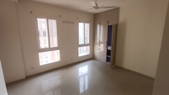 4 BHK + Servant Room Apartment For Rent in Logix Blossom County