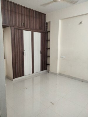 Room in 2 BHK Apartment at Sri SVS Heights, Kompally – for Rent