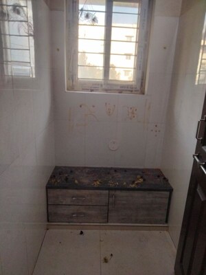 Room in 2 BHK Apartment at Sri SVS Heights, Kompally – for Rent