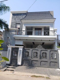 4 BHK + Extra Room Independent House For Sale in Rajguru Nagar