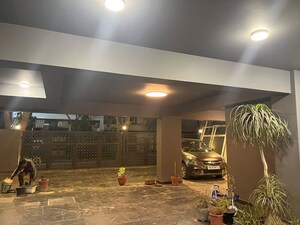 Parking in 4 BHK Builder Floor at Sushant Lok I – for Sale