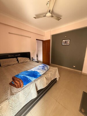 Bedroom in 4 BHK Apartment at Bulland Heights, Sain Vihar – for Sale